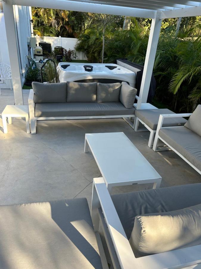 Men Only Clothing Option Guesthouse Near Wilton Manors Fort Lauderdale Exteriör bild