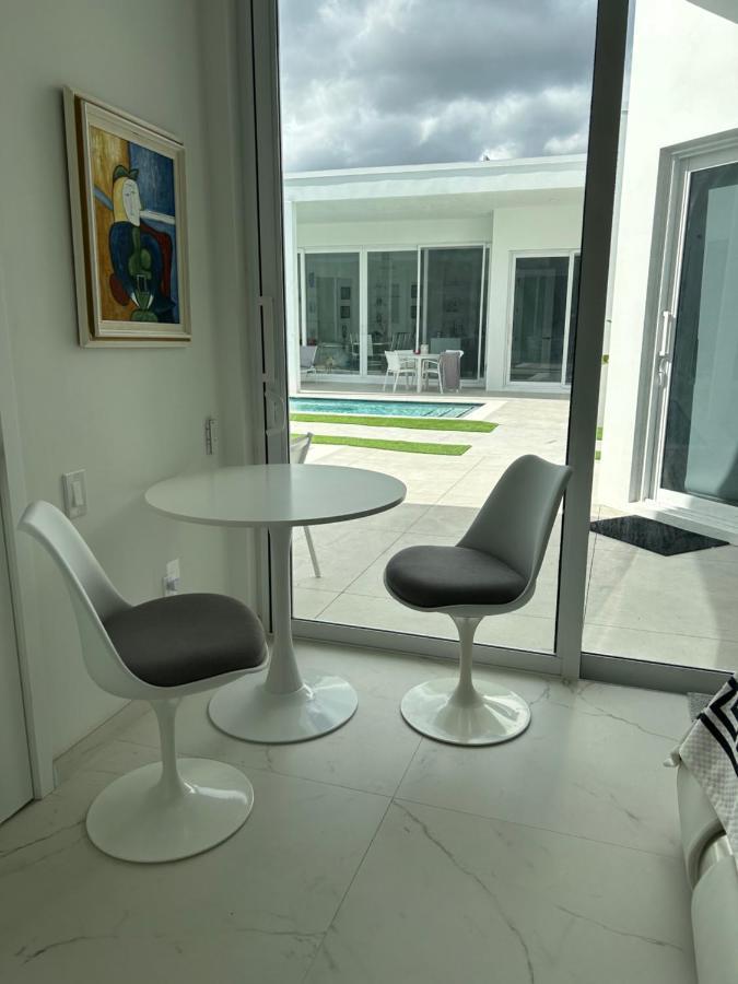 Men Only Clothing Option Guesthouse Near Wilton Manors Fort Lauderdale Exteriör bild