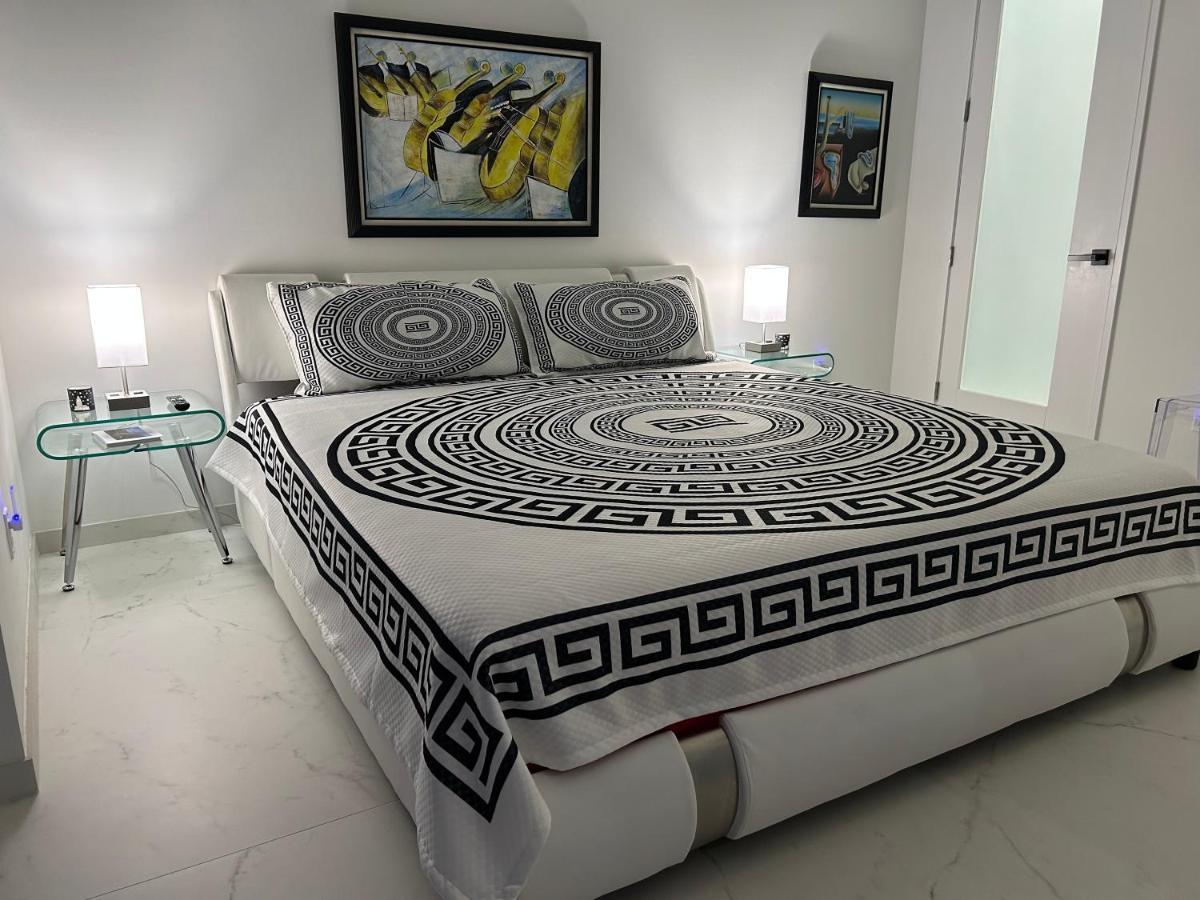 Men Only Clothing Option Guesthouse Near Wilton Manors Fort Lauderdale Exteriör bild